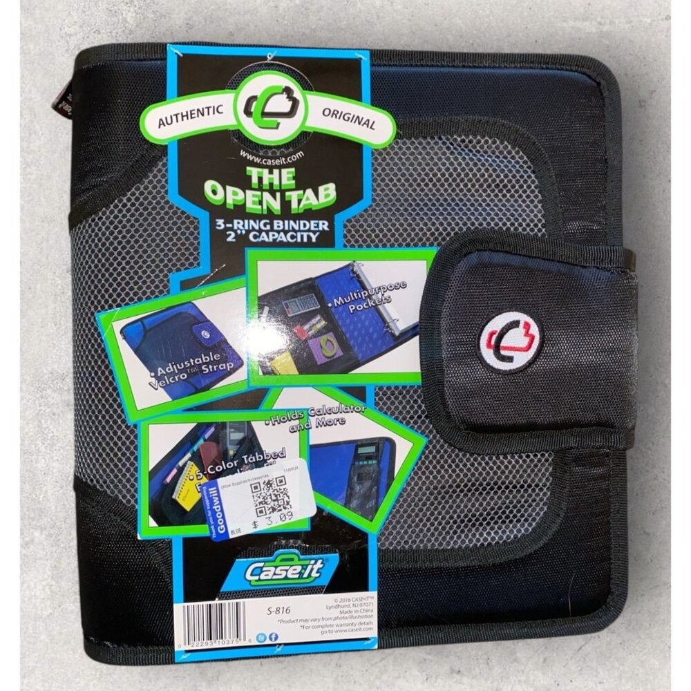 Case-It Original 3-Ring Binder 2” Capacity With Expanding Files Black. NEW